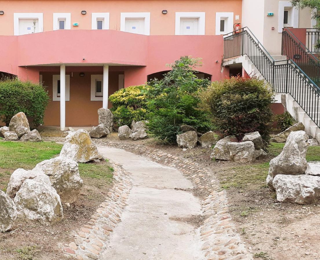 Studio 24 M2 - Hameaux De Camargue - Village 9 - 13200 آرْلْ المظهر الخارجي الصورة